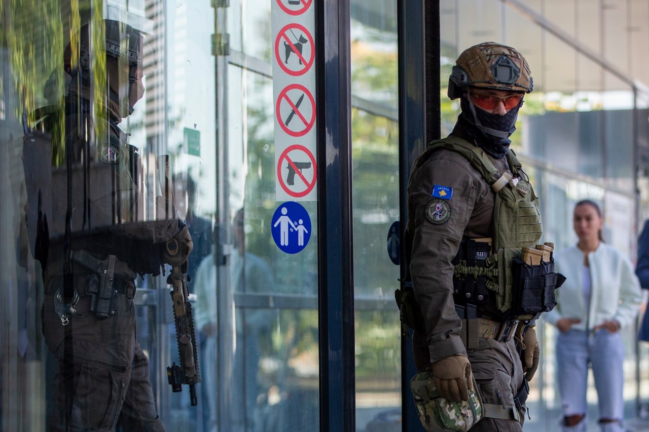 NATO Probes Espionage Allegations After Arrest of Croatian Officer in Kosovo