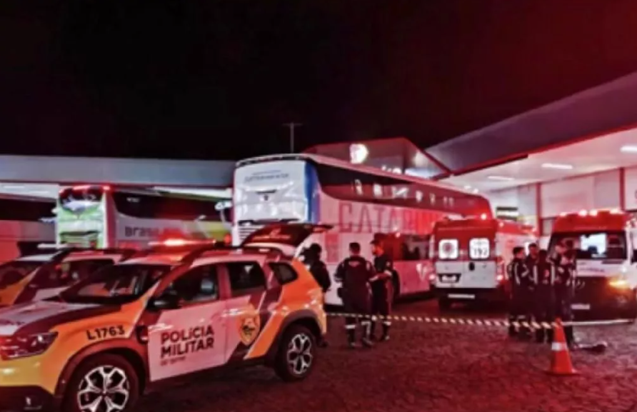 Brazilian Authorities Probe Sudden Death of Woman Found Smuggling 26 iPhones on Intercity Bus